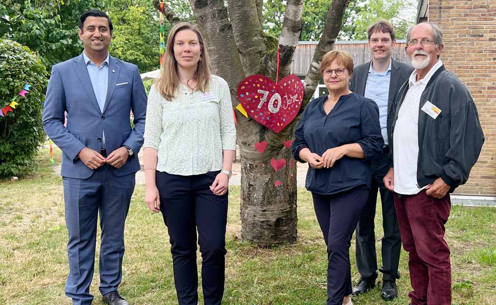 70 Jahre AWO Kita – Bezirksbürgermeister Gratuliert Zum Jubiläum